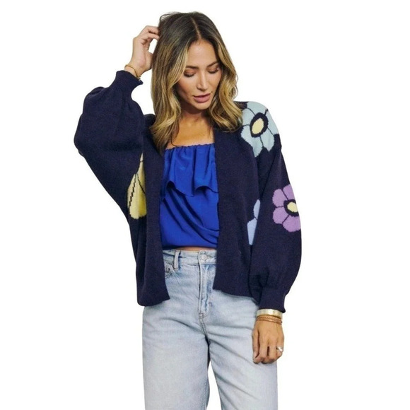 Davi & Dani Womens SMALL Cardigan Open Front Batwing Sleeve Knit blue flowers - Picture 2 of 9